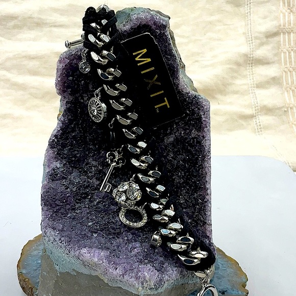 MIXIT 7” Black Leather Weaved Through Silver Charm Bracelet - Picture 5 of 7